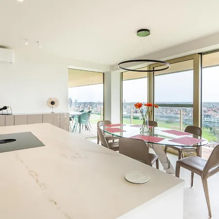 Wonderful New With Unbelievable Views Apartment *