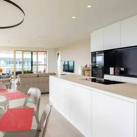 Wonderful New With Unbelievable Views * Ostend